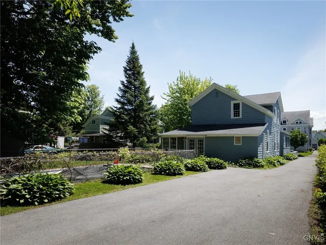 $1,750 | 427 East Flower Avenue, Watertown, NY 13601