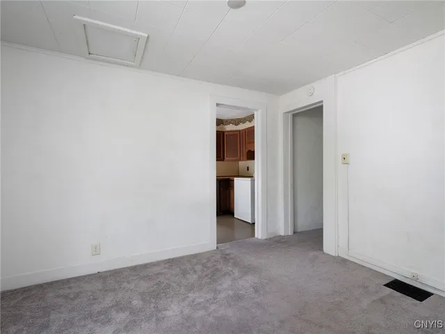 $1,750 | 427 East Flower Avenue, Watertown, NY 13601