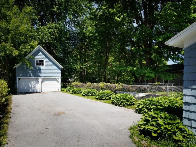 $1,750 | 427 East Flower Avenue, Watertown, NY 13601