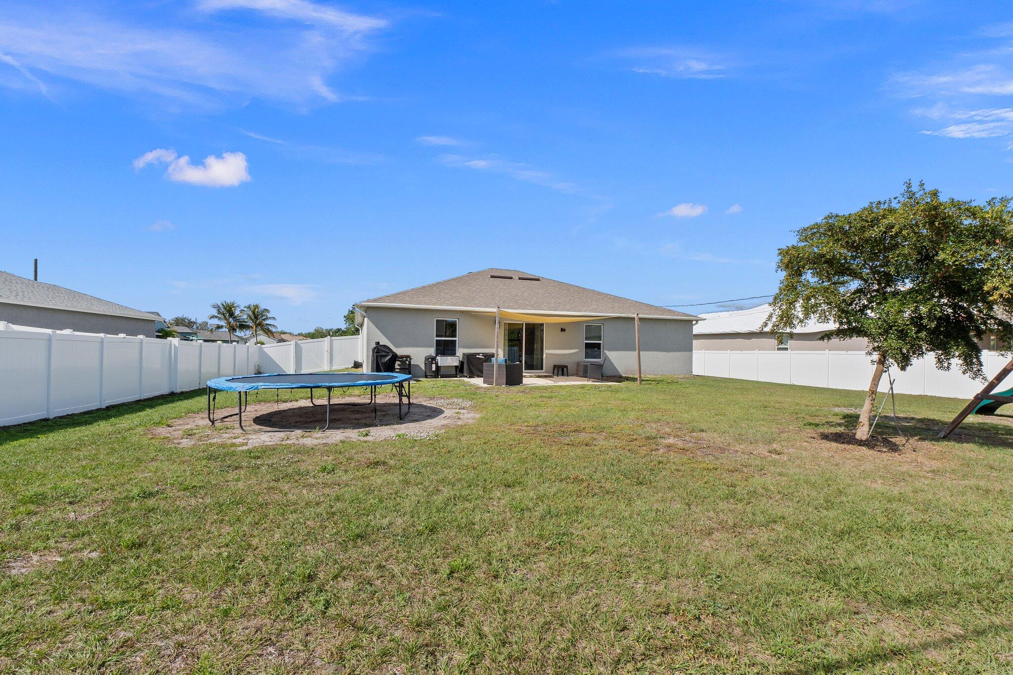 4249 Southwest Whitebread Road Port St. Lucie, FL 34953 - Photo 32 of 41 40-web-or-mls-DSC04188