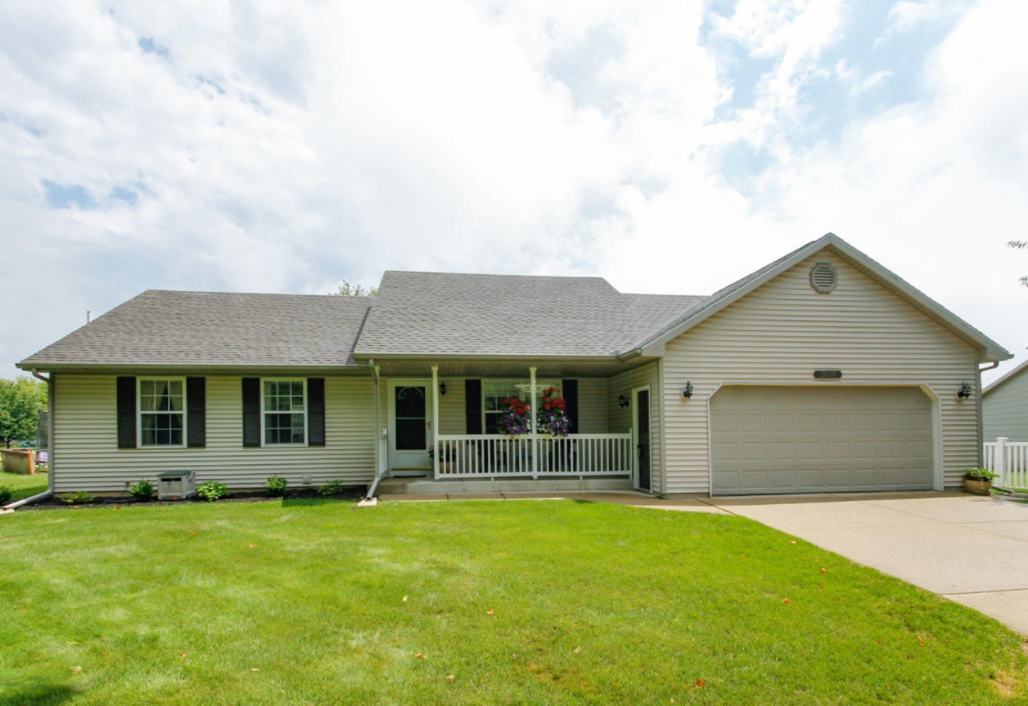 3810 Nichols Road Kalamazoo, MI 49004 - Photo 2 of 33 3810 Nichols Rd-101