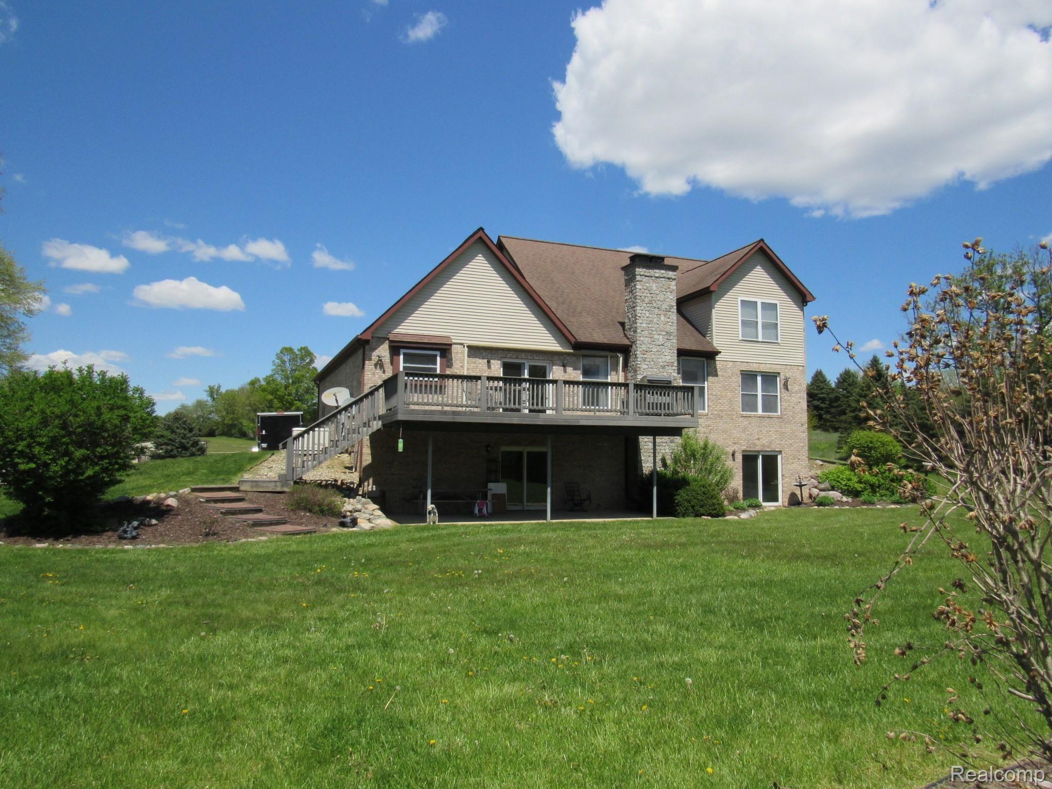 4883 Burgess Road Pinckney, MI 48169 - Photo 5 of 55 IMG_2719.JPG