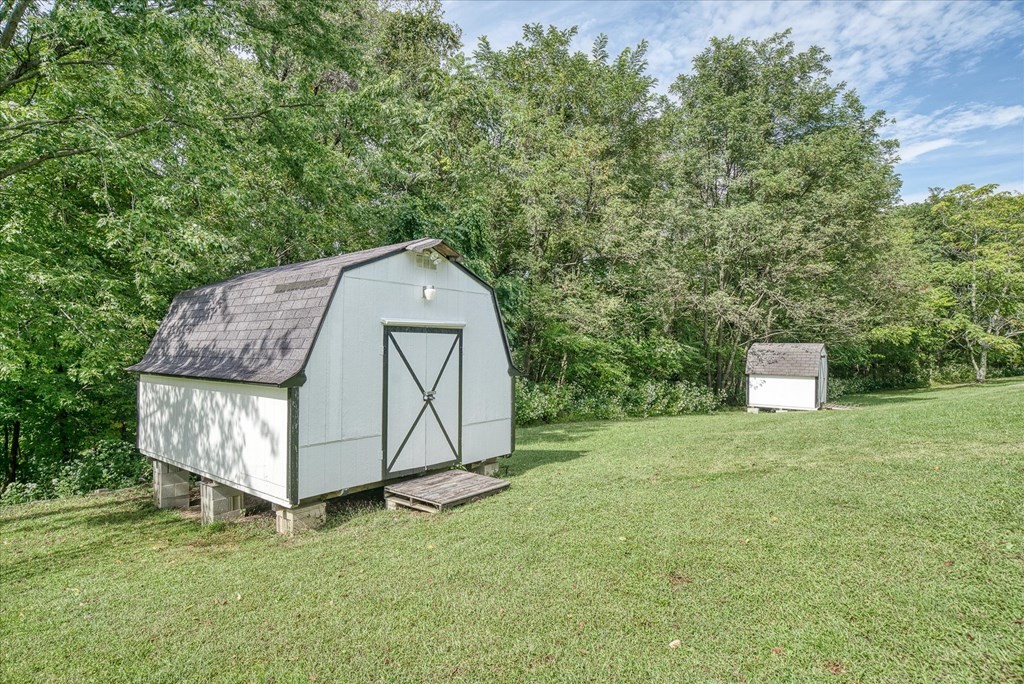 671 Lemont And Yates Mountain Road Spencer, TN 38585 - Photo 26 of 30