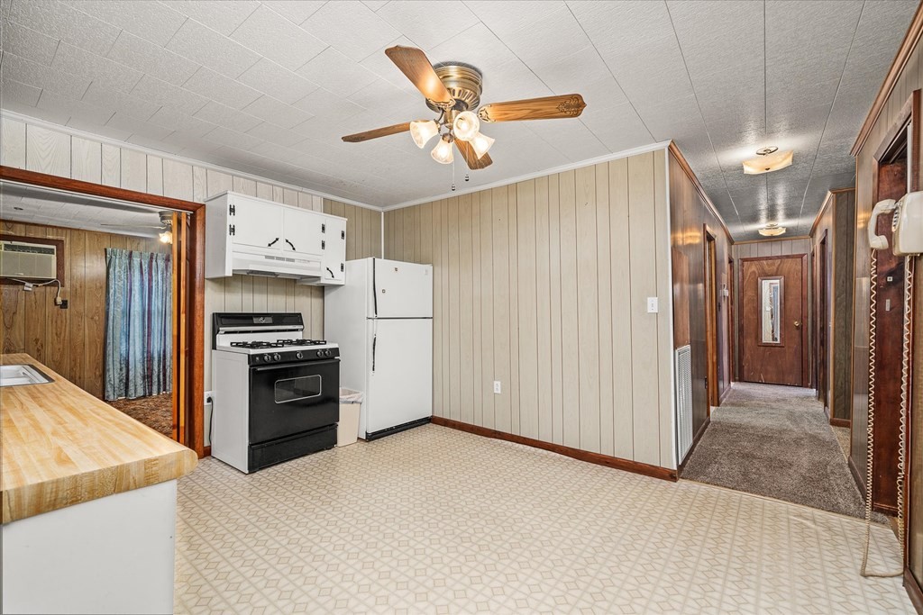 671 Lemont And Yates Mountain Road Spencer, TN 38585 - Photo 6 of 30