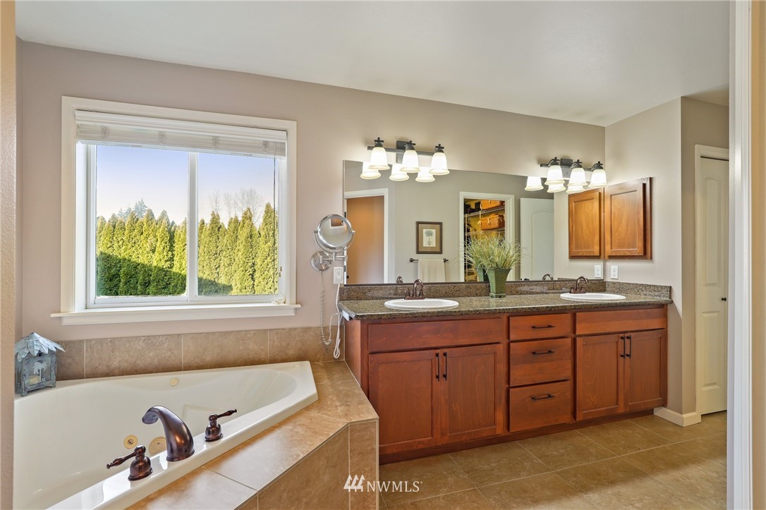 6726 Southeast 2nd Street Renton, WA 98059 - Photo 22 of 40