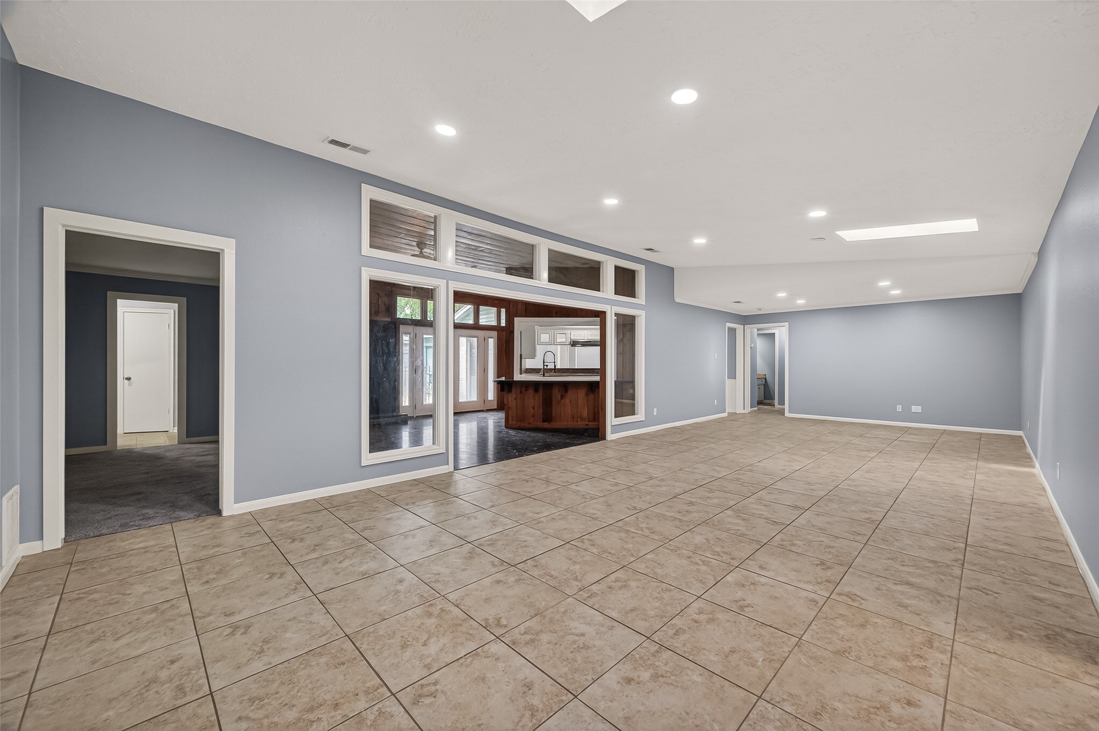 15539 Torry Pines Road Houston, TX 77062 - Photo 5 of 45
