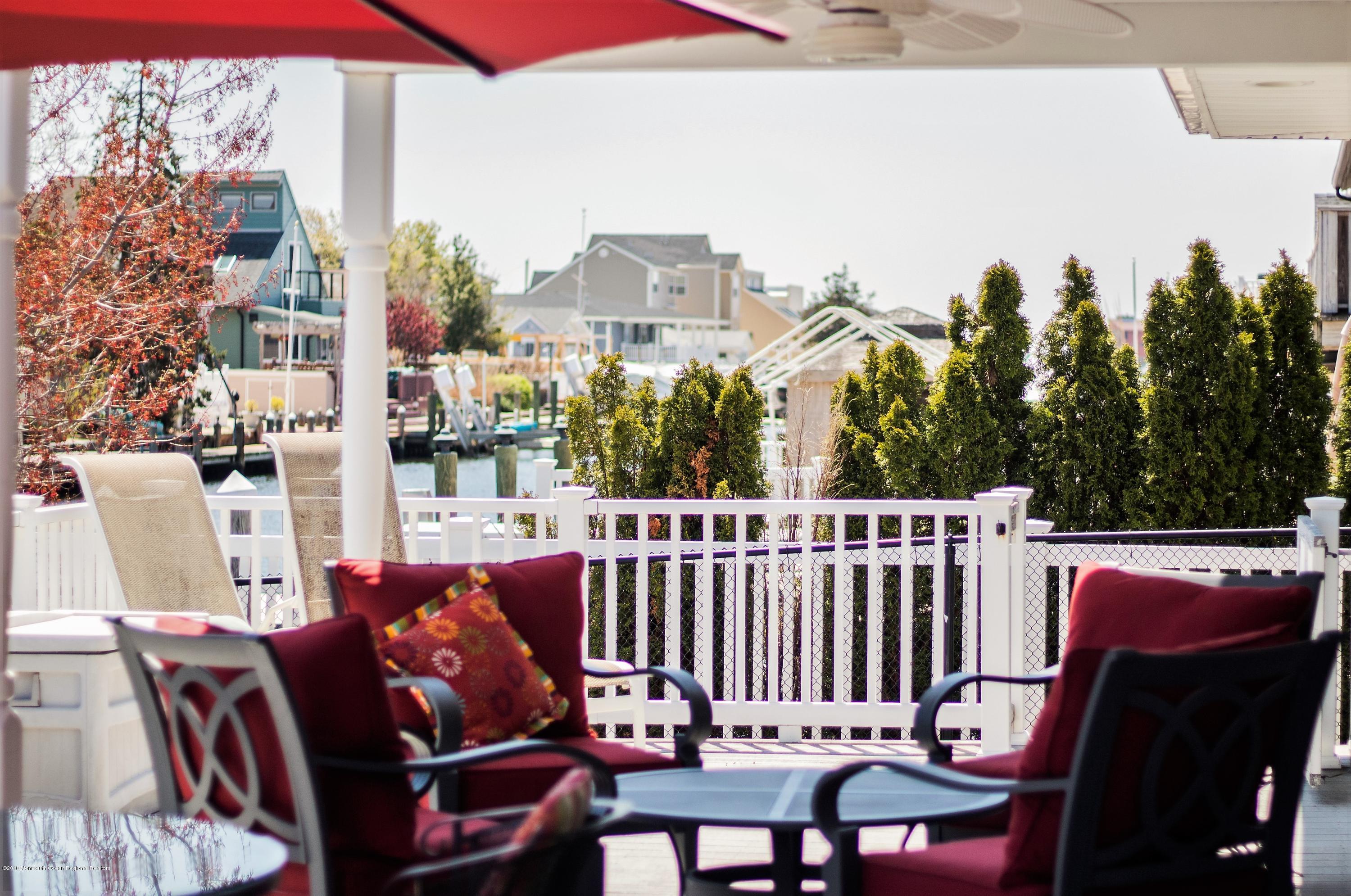 39 Pilot Road Toms River, NJ 08753 - Photo 8 of 26 Deck