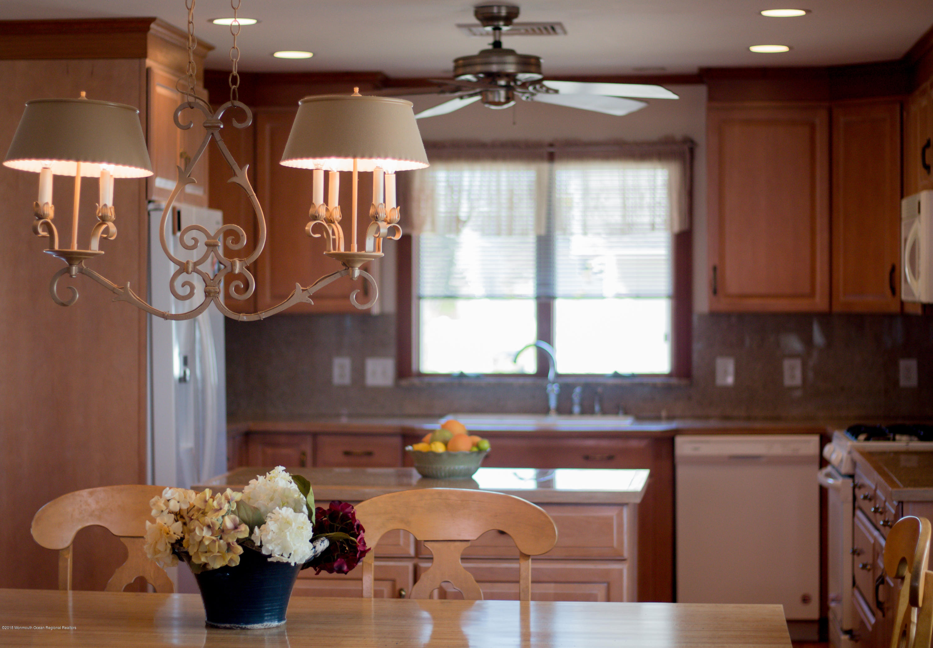 39 Pilot Road Toms River, NJ 08753 - Photo 10 of 26 Kitchen