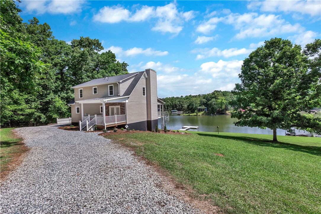 54 Voyles Road Abbeville, SC 29620 - Photo 3 of 49