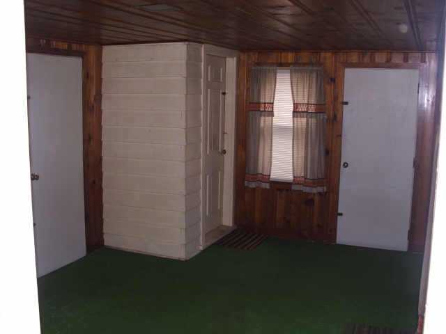 582 South James Road Columbus, OH 43213 - Photo 7 of 8