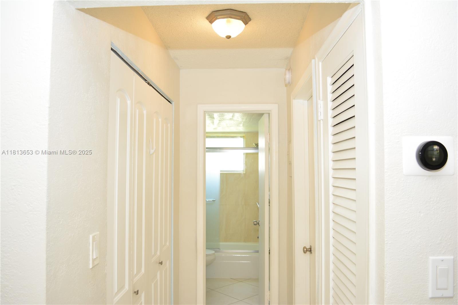 705 Northeast 2nd Street, Unit 4 Hallandale Beach, FL 33009 - Photo 13 of 22