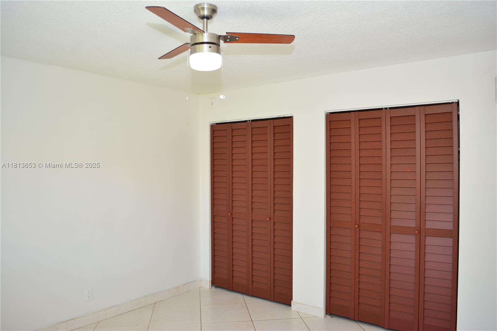 705 Northeast 2nd Street, Unit 4 Hallandale Beach, FL 33009 - Photo 18 of 22