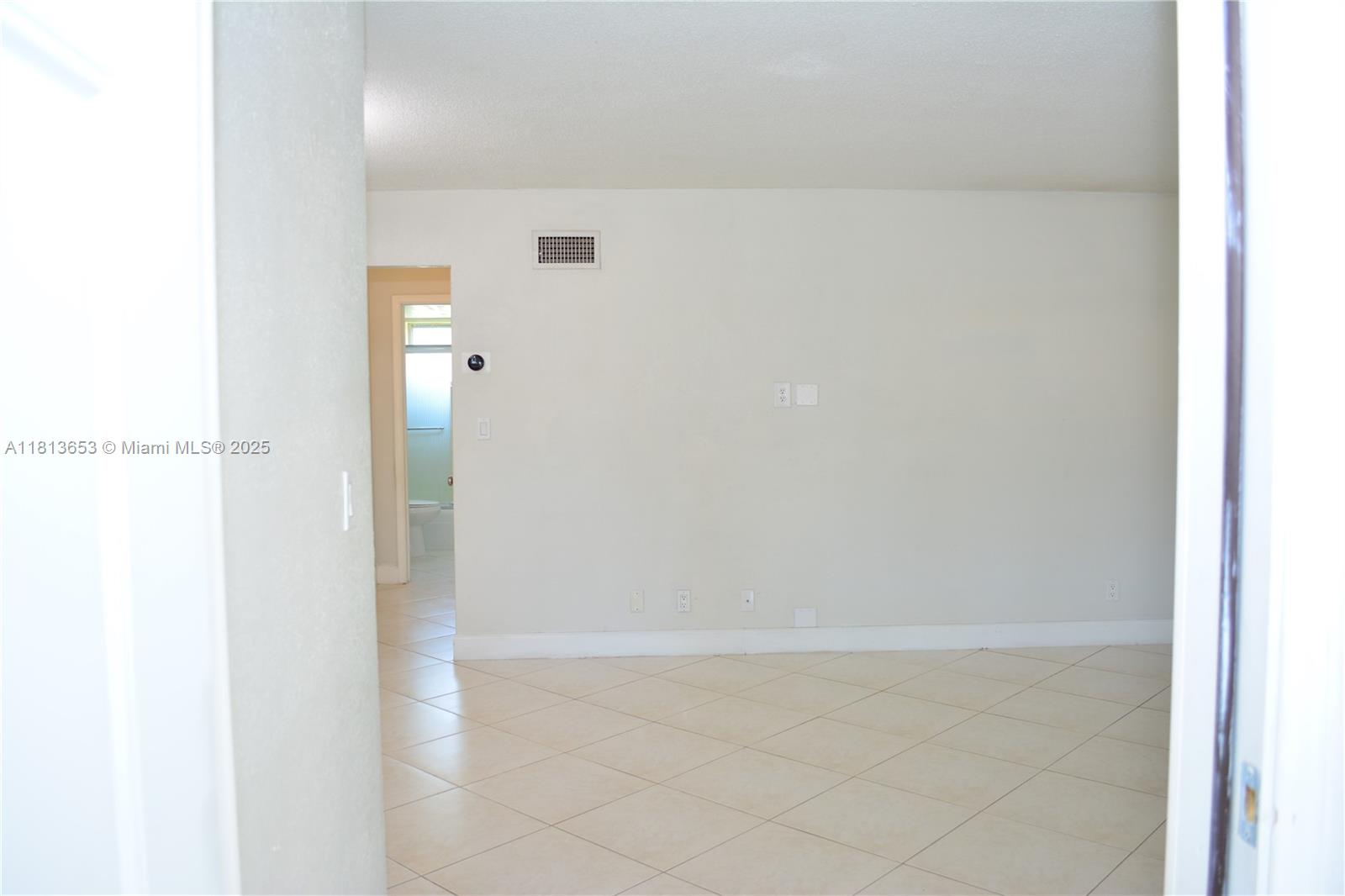 705 Northeast 2nd Street, Unit 4 Hallandale Beach, FL 33009 - Photo 3 of 22