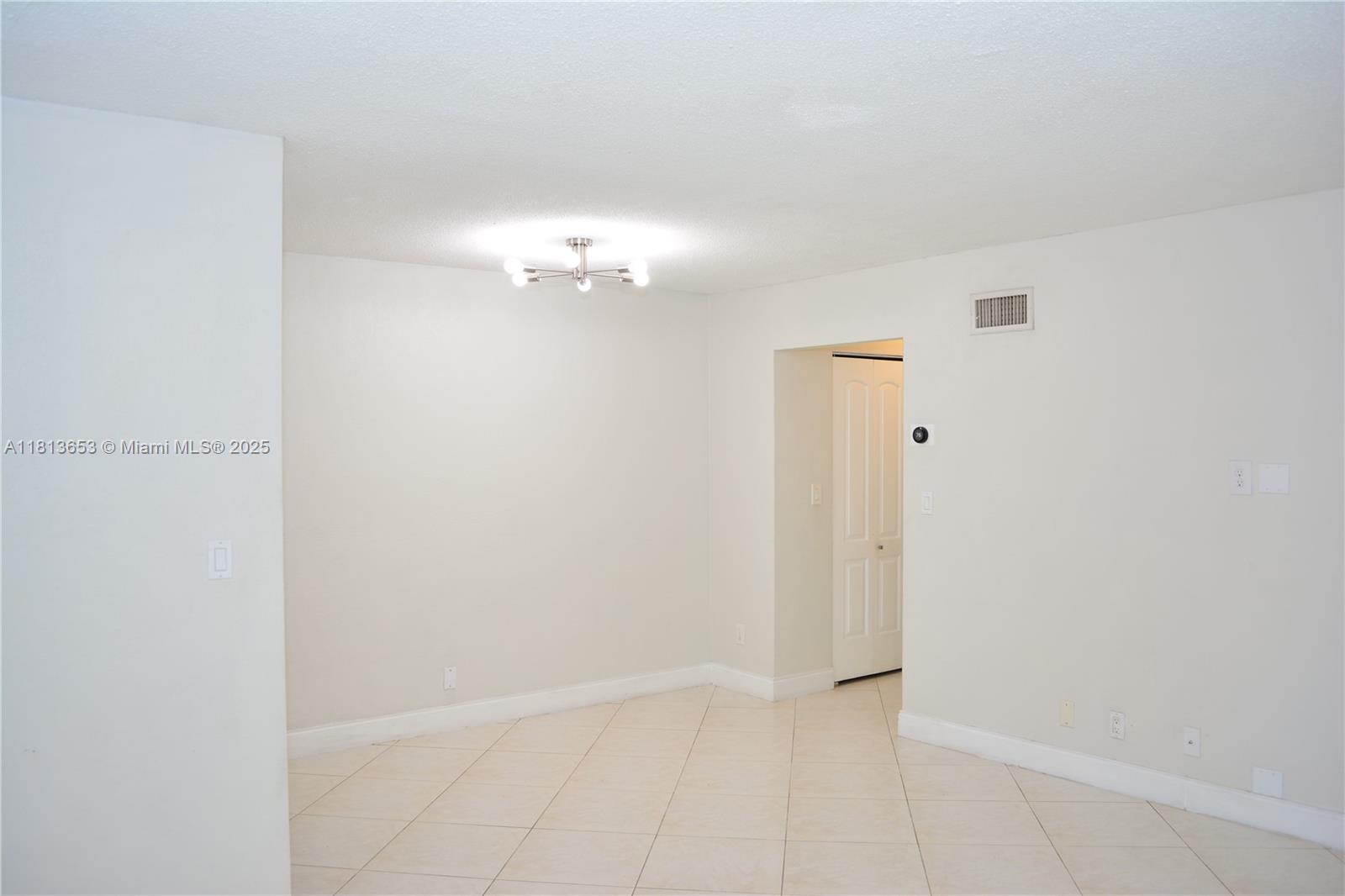 705 Northeast 2nd Street, Unit 4 Hallandale Beach, FL 33009 - Photo 7 of 22