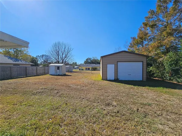 $1,750 | 11722 Southeast 72nd Terrace Road, Belleview, FL 34420