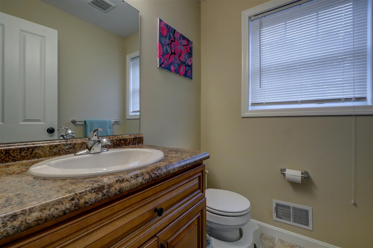 375 Bodwell Road Manchester, NH 03109 - Photo 21 of 40