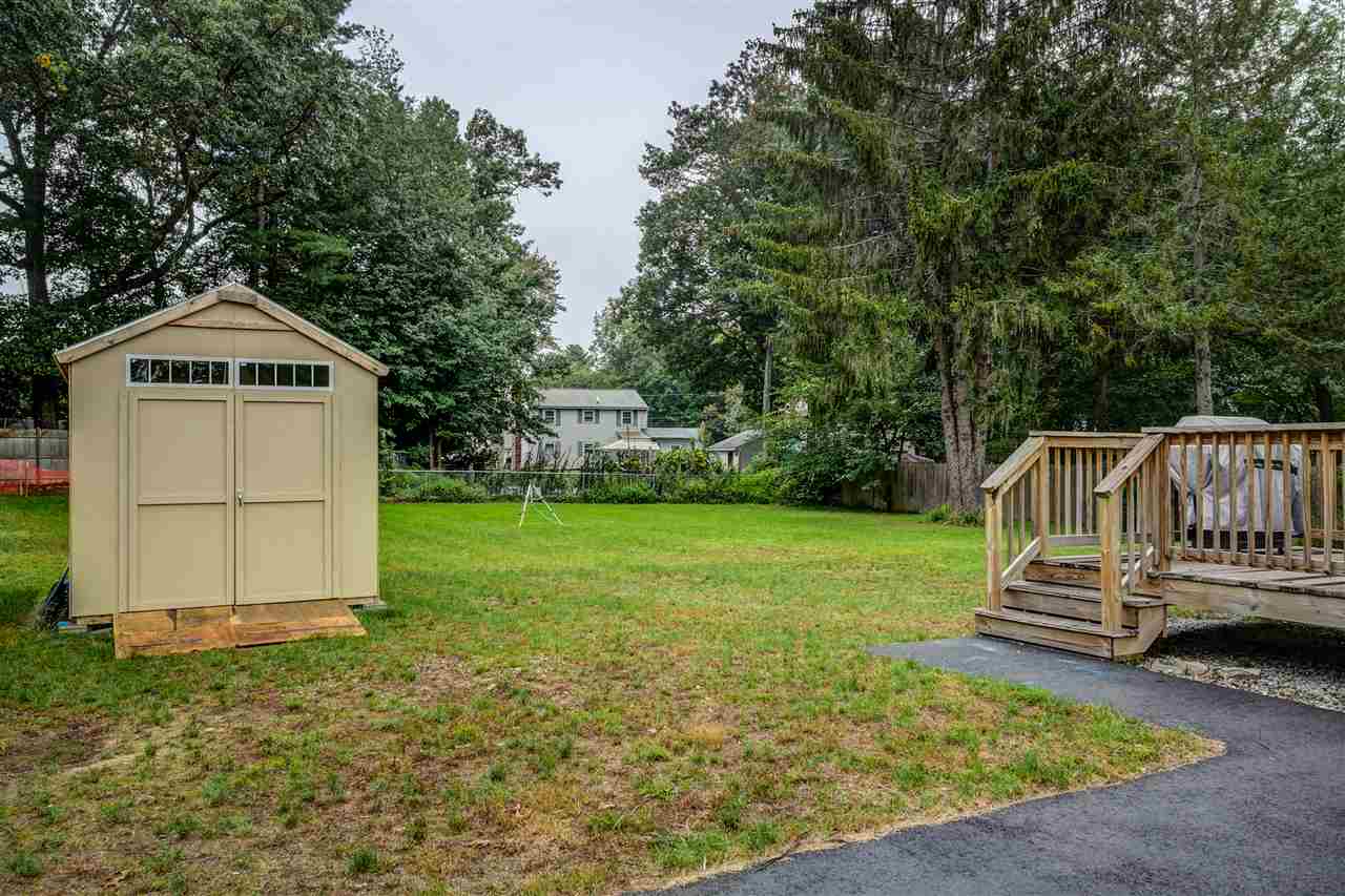 375 Bodwell Road Manchester, NH 03109 - Photo 34 of 40