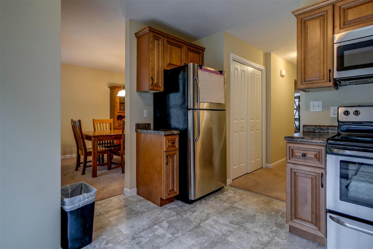 375 Bodwell Road Manchester, NH 03109 - Photo 7 of 40