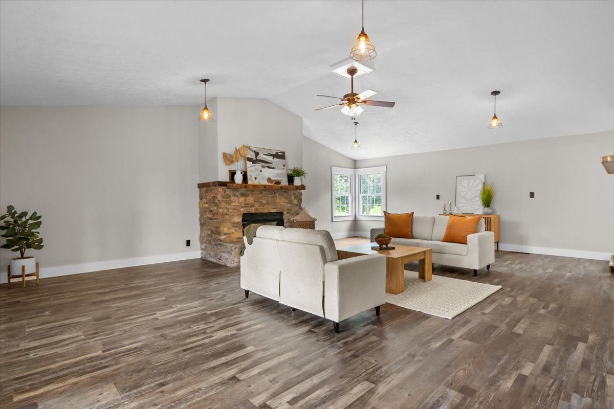 1312 Rock Church Road Dickson, TN 37055 - Photo 17 of 50 Gallery Image 17