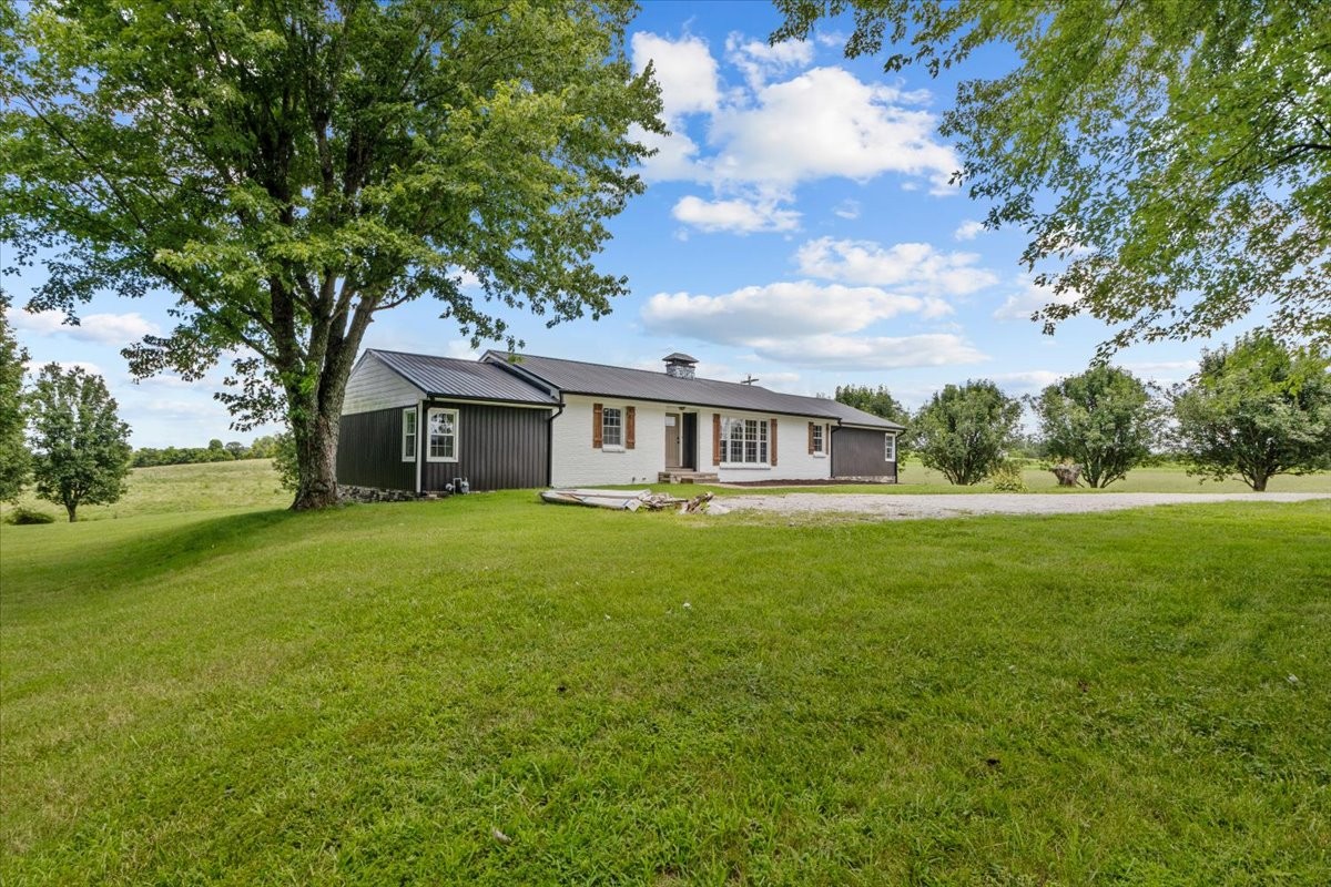1312 Rock Church Road Dickson, TN 37055 - Photo 2 of 50 Gallery Image 2