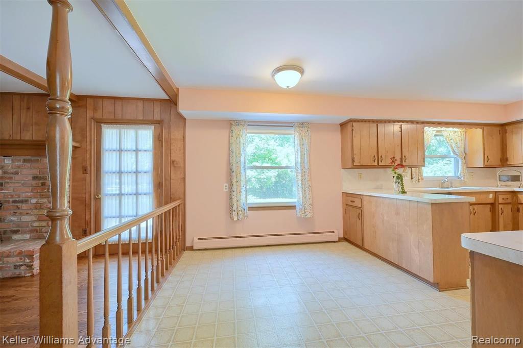 30025 Fox Grove Road Farmington Hills, MI 48334 - Photo 20 of 58