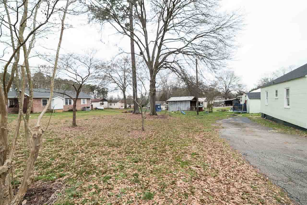 67 Old School House Road Mayo, SC 29368 - Photo 14 of 33