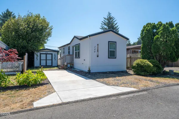 $279,000 | 240 Southeast Neptune Avenue, Lincoln City, OR 97367