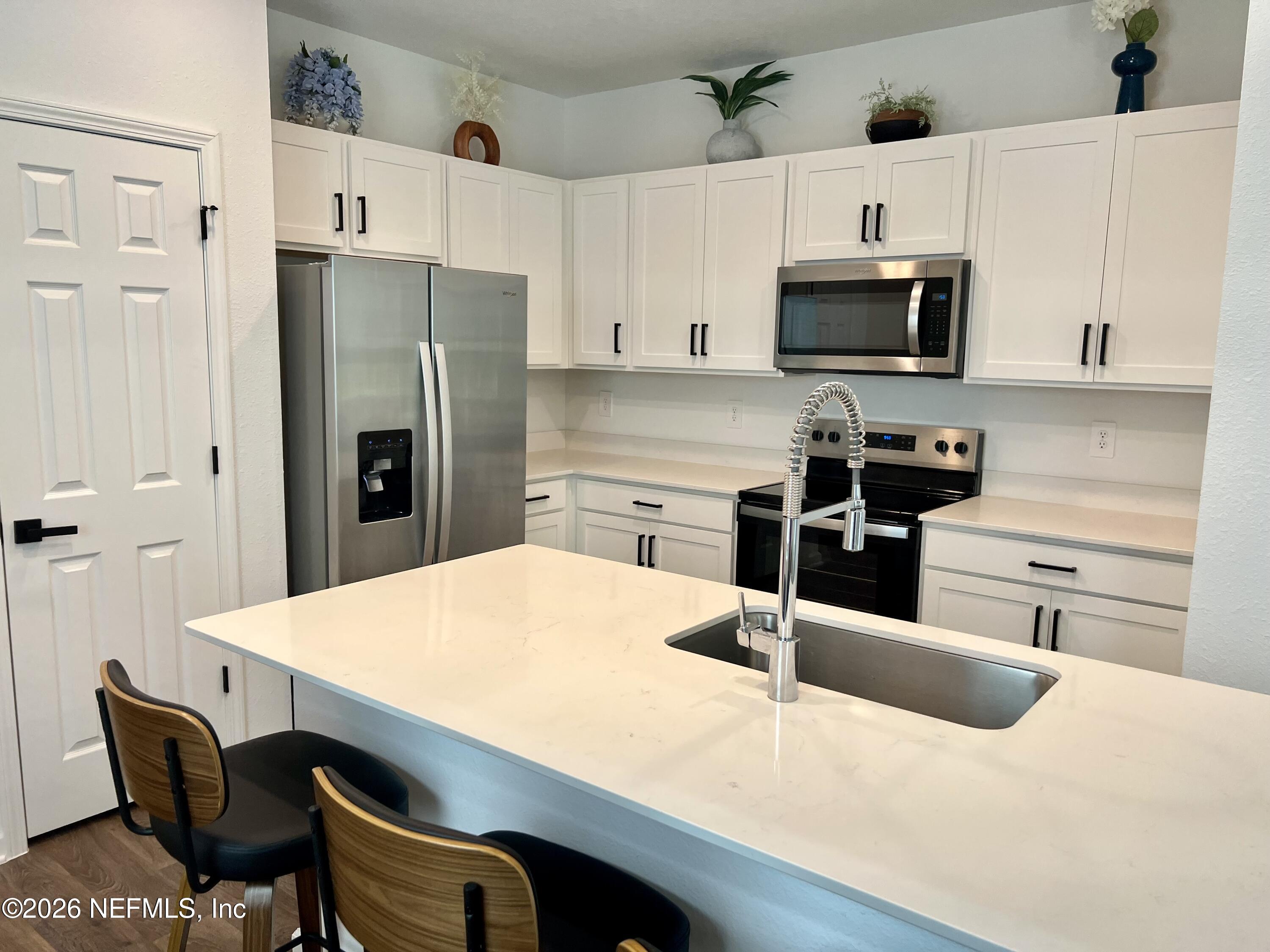656 Celtic Drive Jacksonville, FL 32218 - Photo 10 of 26 IMG_4547