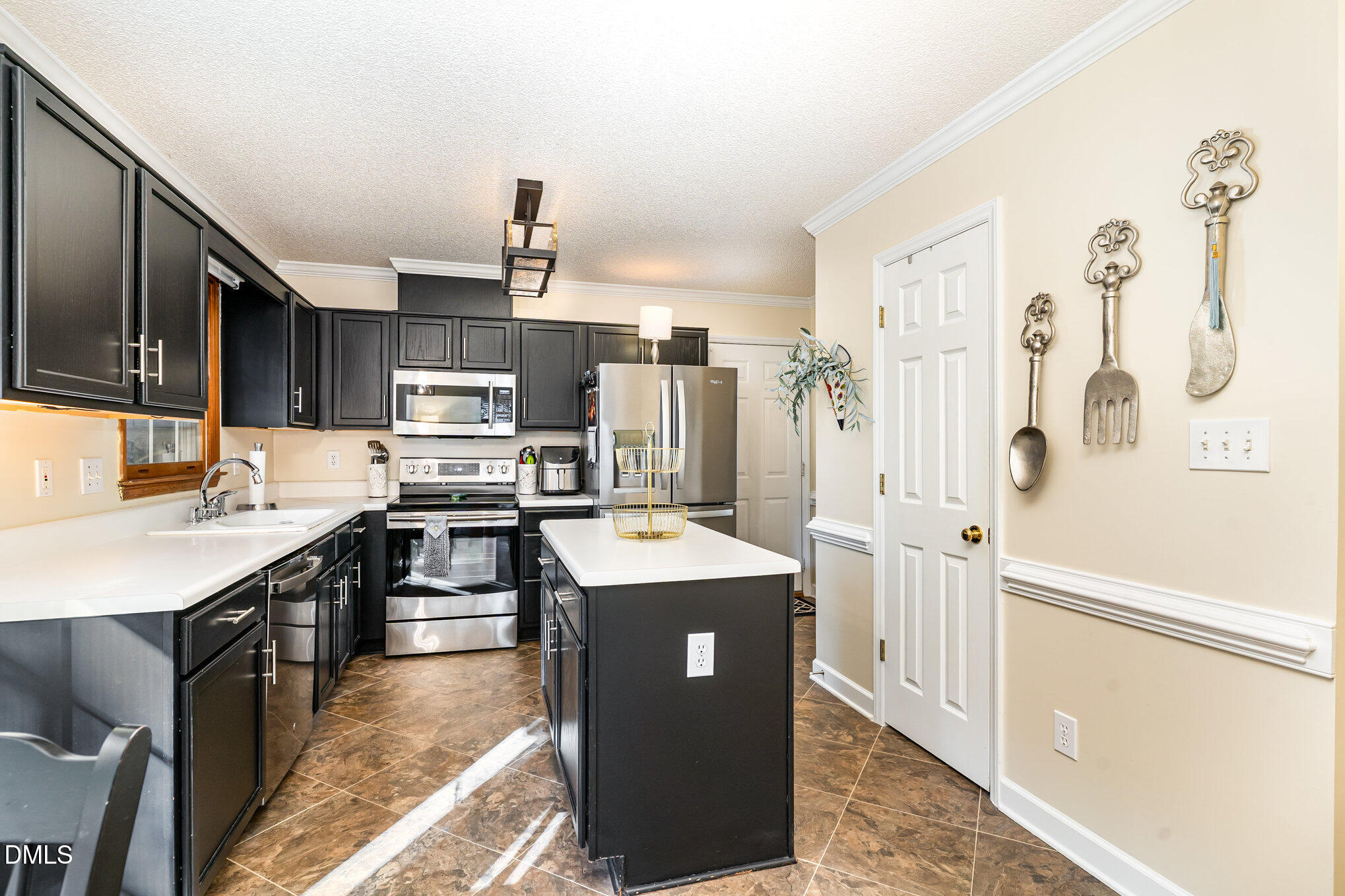3205 Terrel Mill Road Raleigh, NC 27616 - Photo 6 of 28 009_wag00747-edit_871