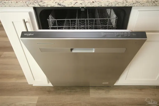 $475,000 | 6565 Captiva Drive, Milton, FL 32570