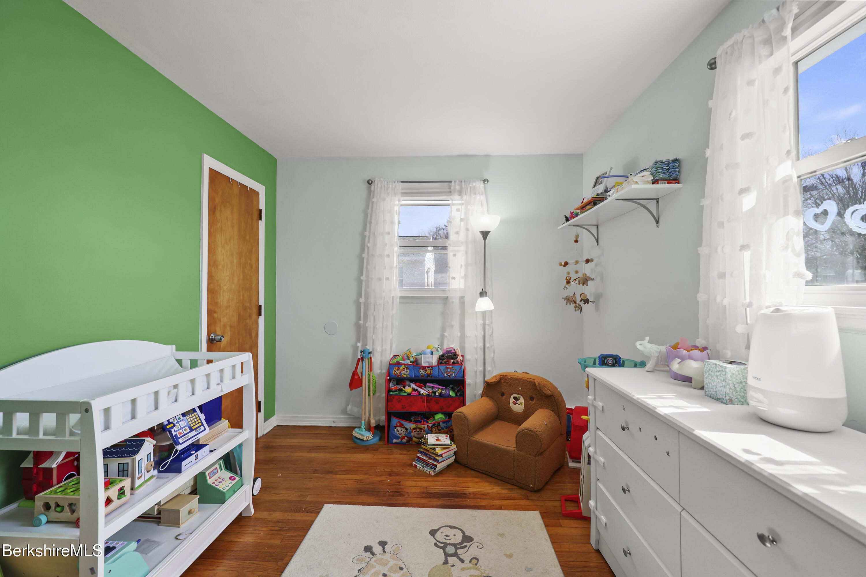 8 Alba Avenue Pittsfield, MA 01201 - Photo 20 of 36 Bedroom Two
