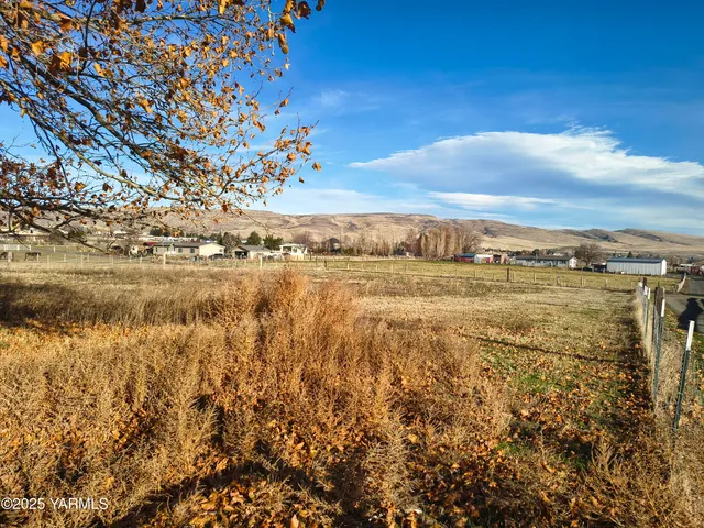 a view of an ocean beach
