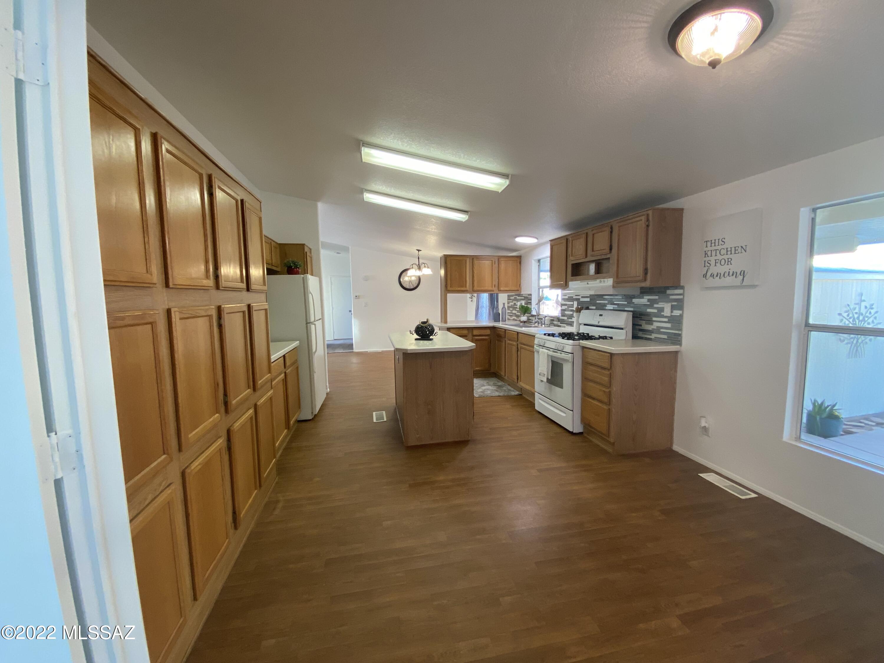 6165 East Rough Rock Drive Tucson, AZ 85756 - Photo 10 of 30