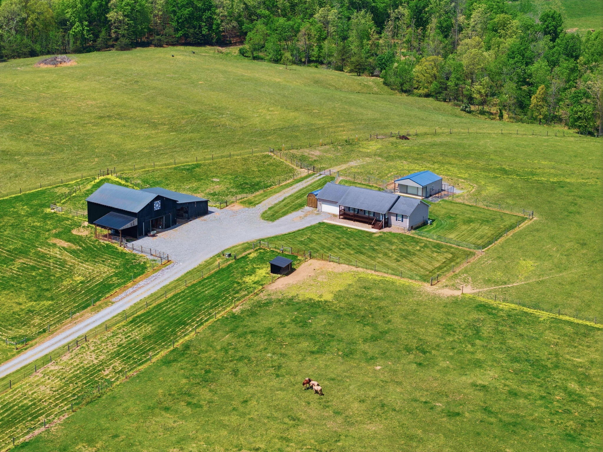 1782 Harris Creek Road Stanford, KY 40484 - Photo 2 of 60 14-web-or-mls-DJI_20260421031455_0520_D_
