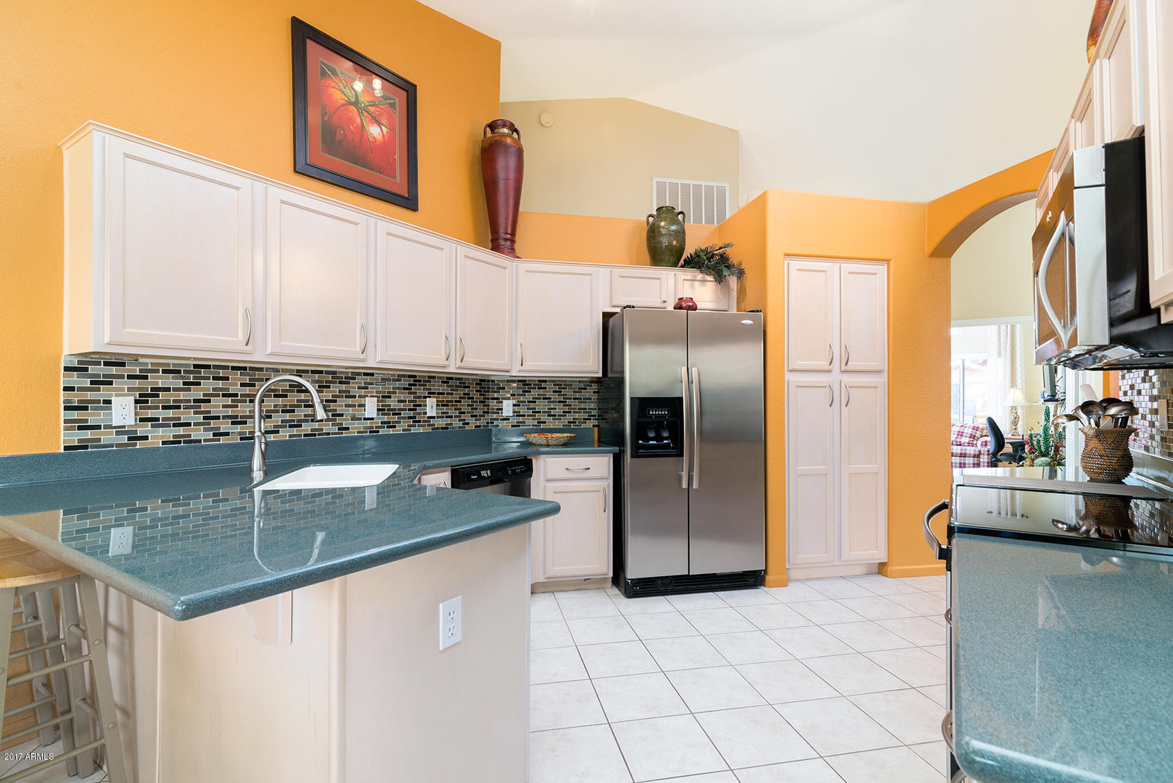 7566 Rugged Ironwood Road Gold Canyon, AZ 85118 - Photo 10 of 30 KITCHEN