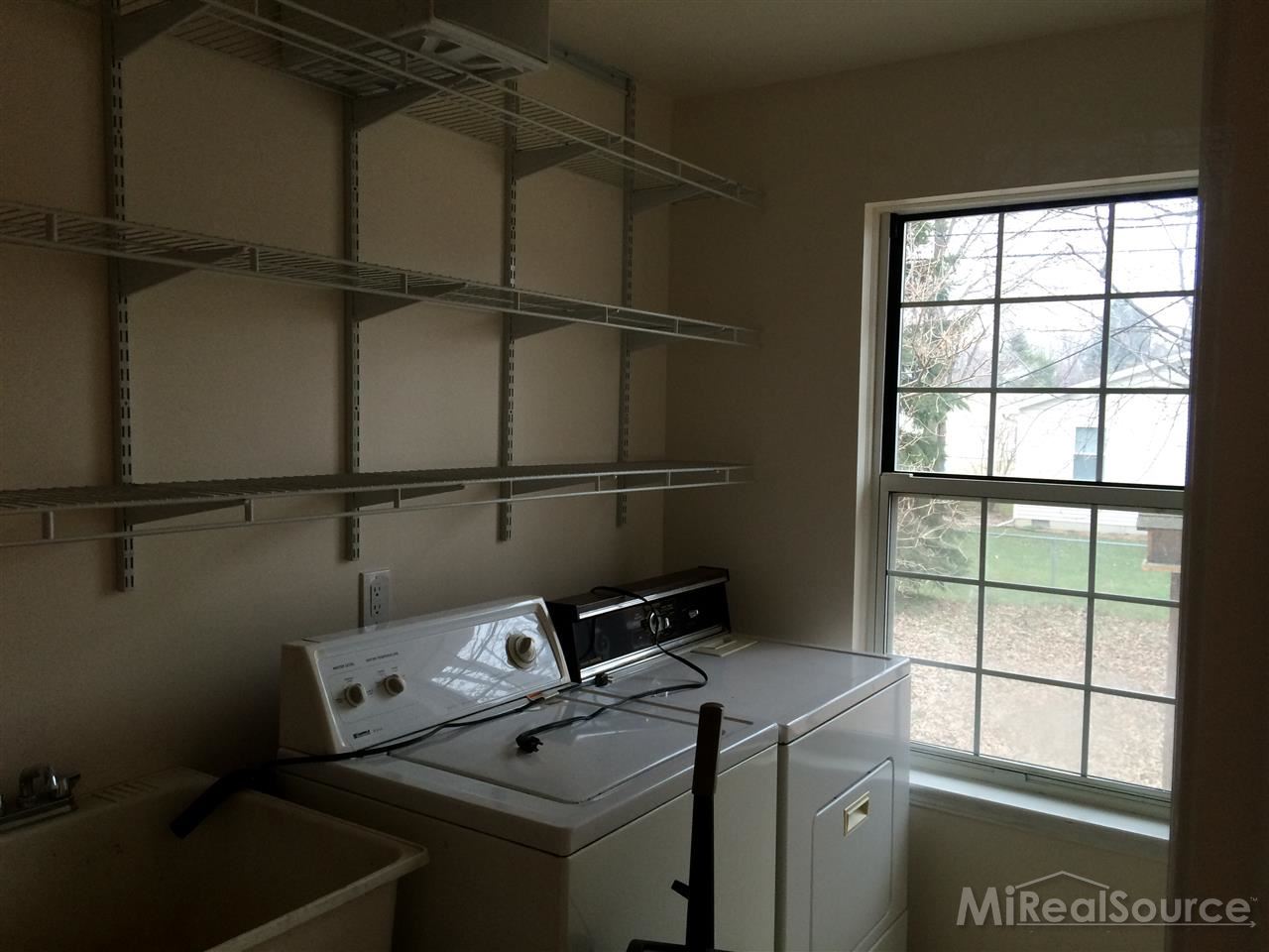 936 Miller Road Lake Orion, MI 48362 - Photo 22 of 26 Gallery Image 22