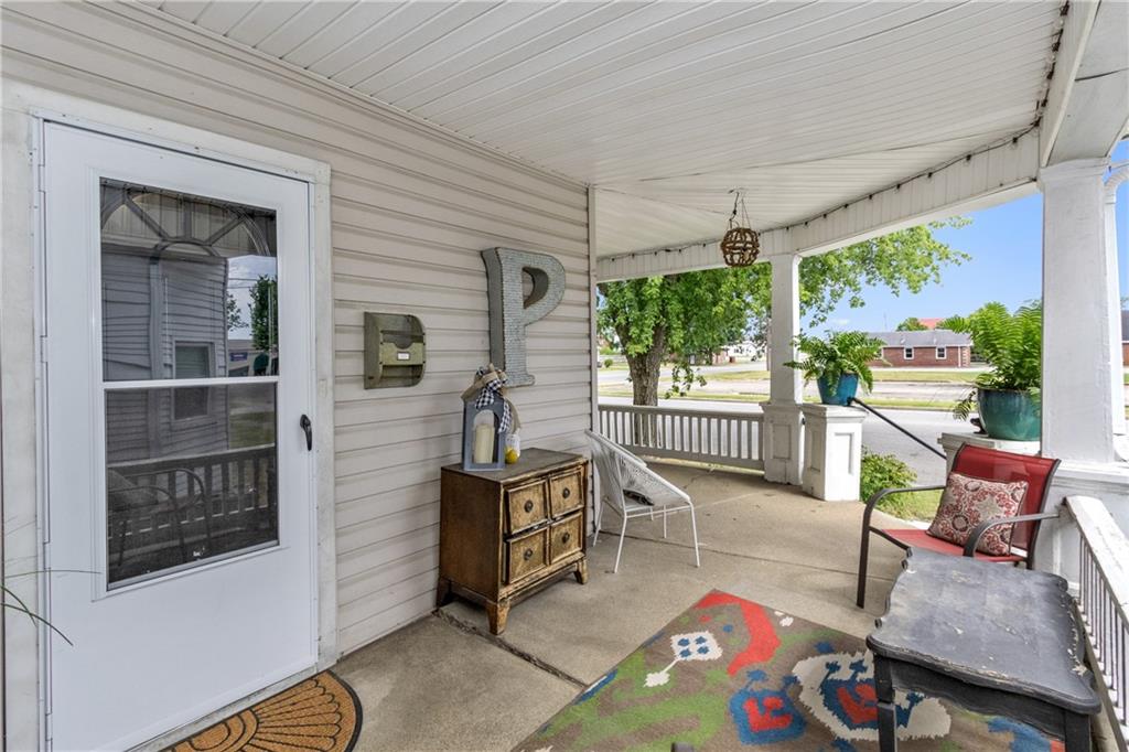 319 East 4th St Road Seymour, IN 47274 - Photo 6 of 23 Gallery Image 6