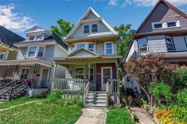 $179,000 | 90 Greenwood Place, Buffalo, NY 14213
