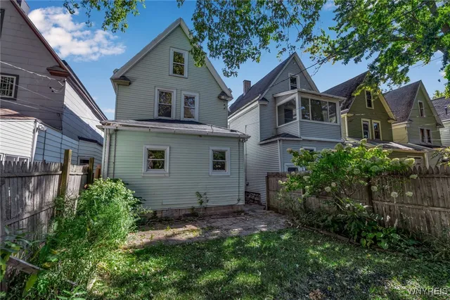 $179,000 | 90 Greenwood Place, Buffalo, NY 14213