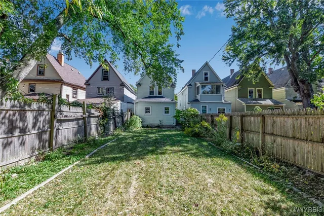 $179,000 | 90 Greenwood Place, Buffalo, NY 14213