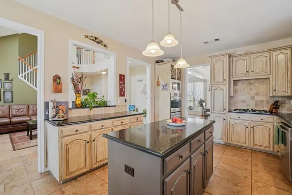 $625,000 | 1825 Sandalwood Lane, Grapevine, TX 76051