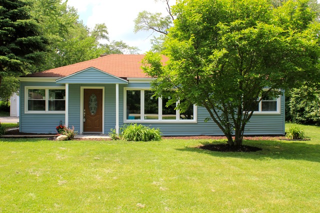 520 West Edgewood Road Lombard, IL 60148 - Photo 1 of 21
