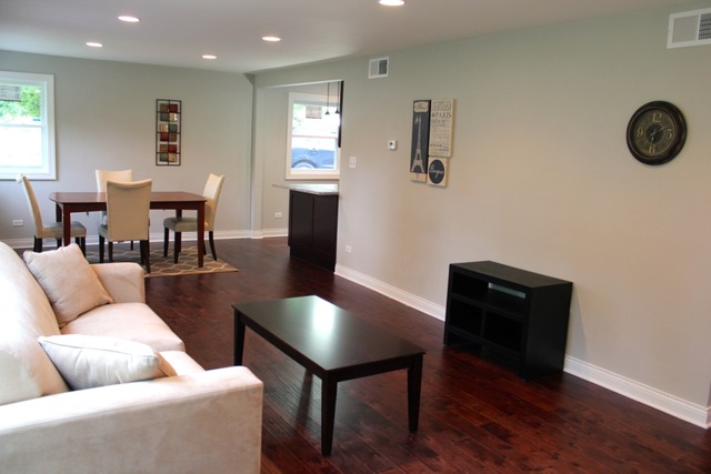 520 West Edgewood Road Lombard, IL 60148 - Photo 4 of 21