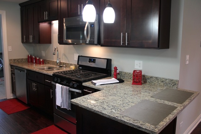 520 West Edgewood Road Lombard, IL 60148 - Photo 7 of 21