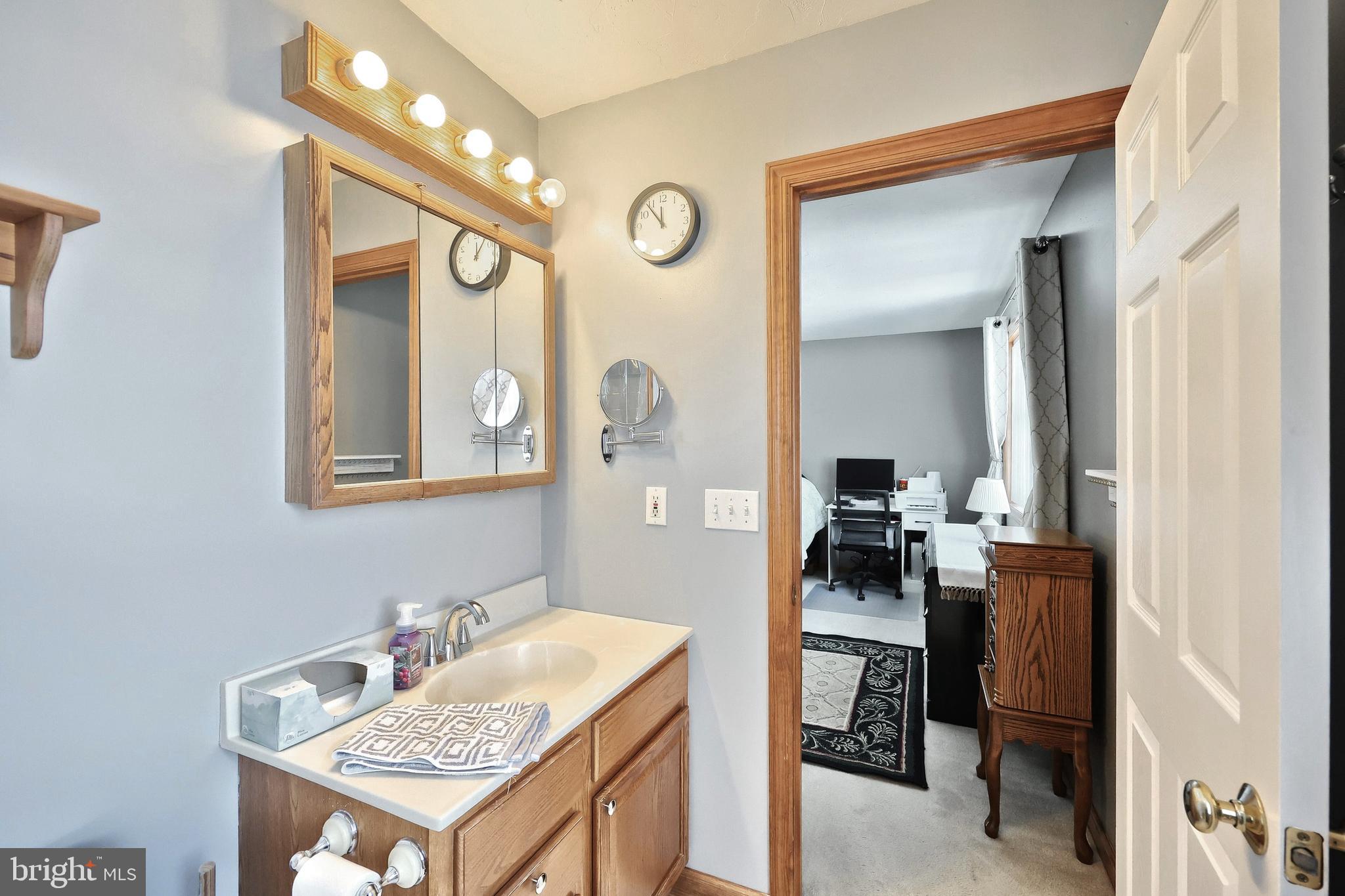 1975 Smith Station Road Hanover, PA 17331 - Photo 18 of 39