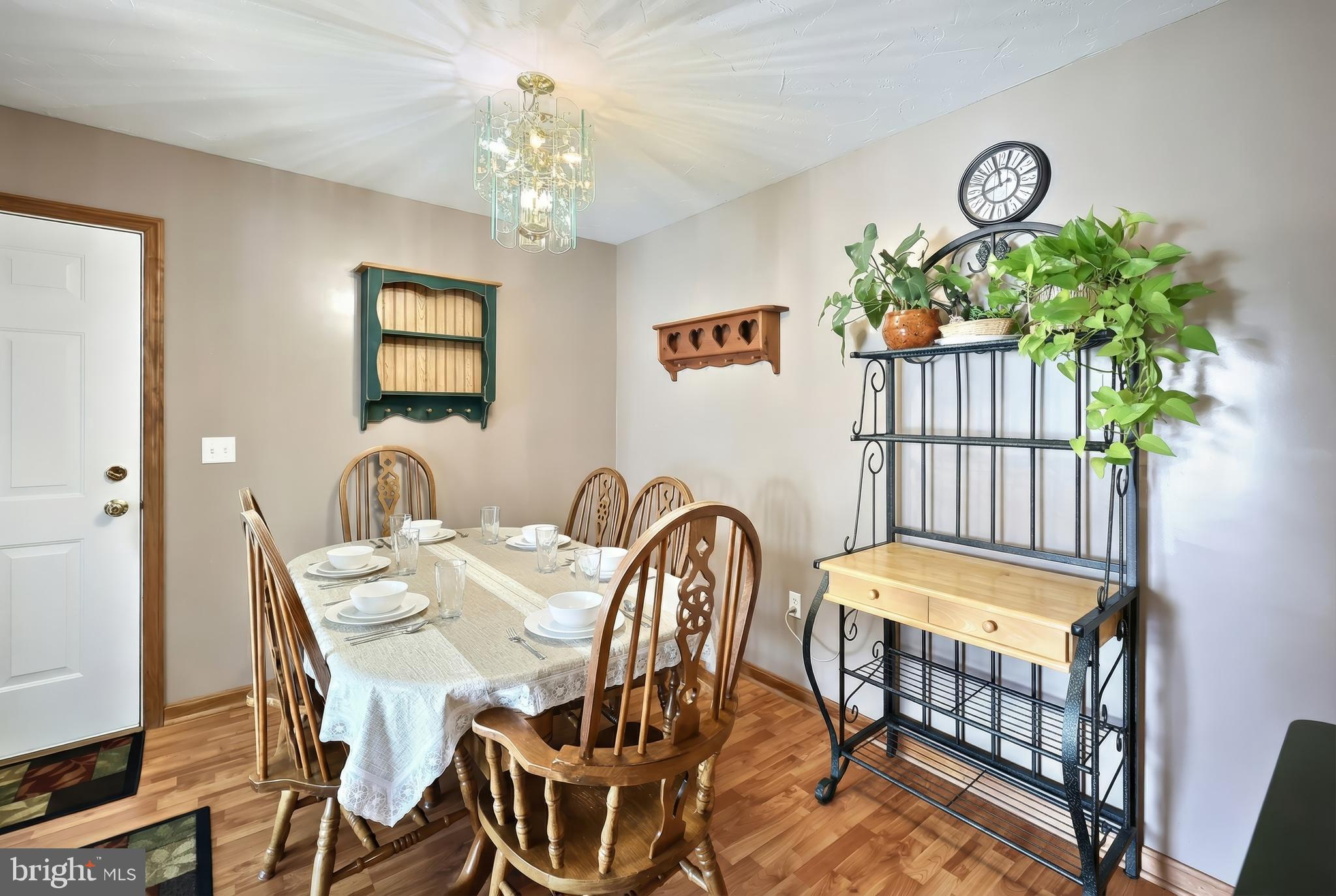 1975 Smith Station Road Hanover, PA 17331 - Photo 8 of 39