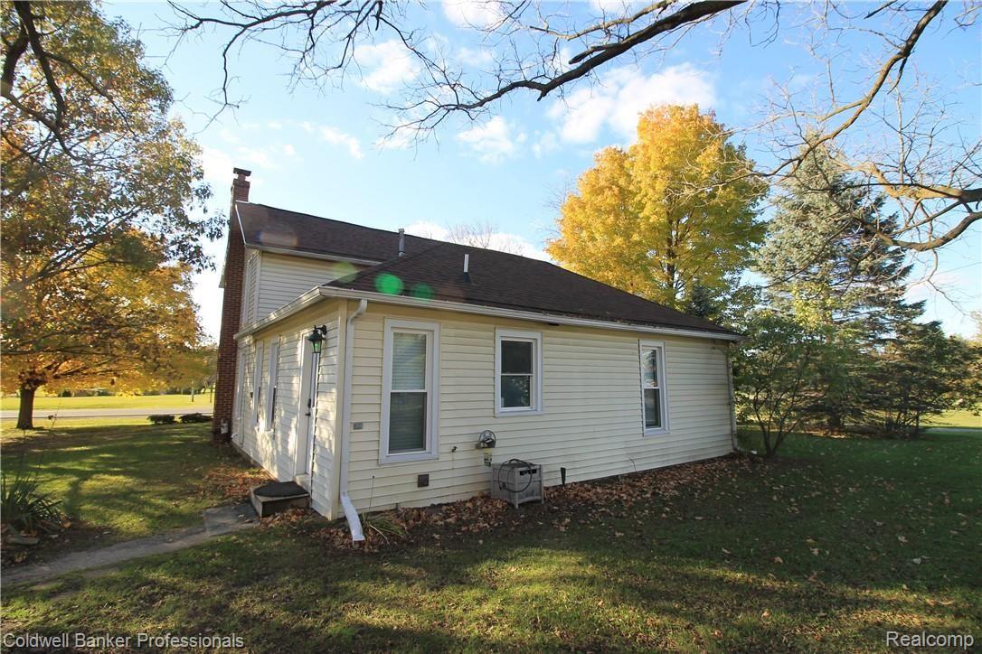 14487 Seymour Road Linden, MI 48451 - Photo 17 of 18 IMG_9570.JPG