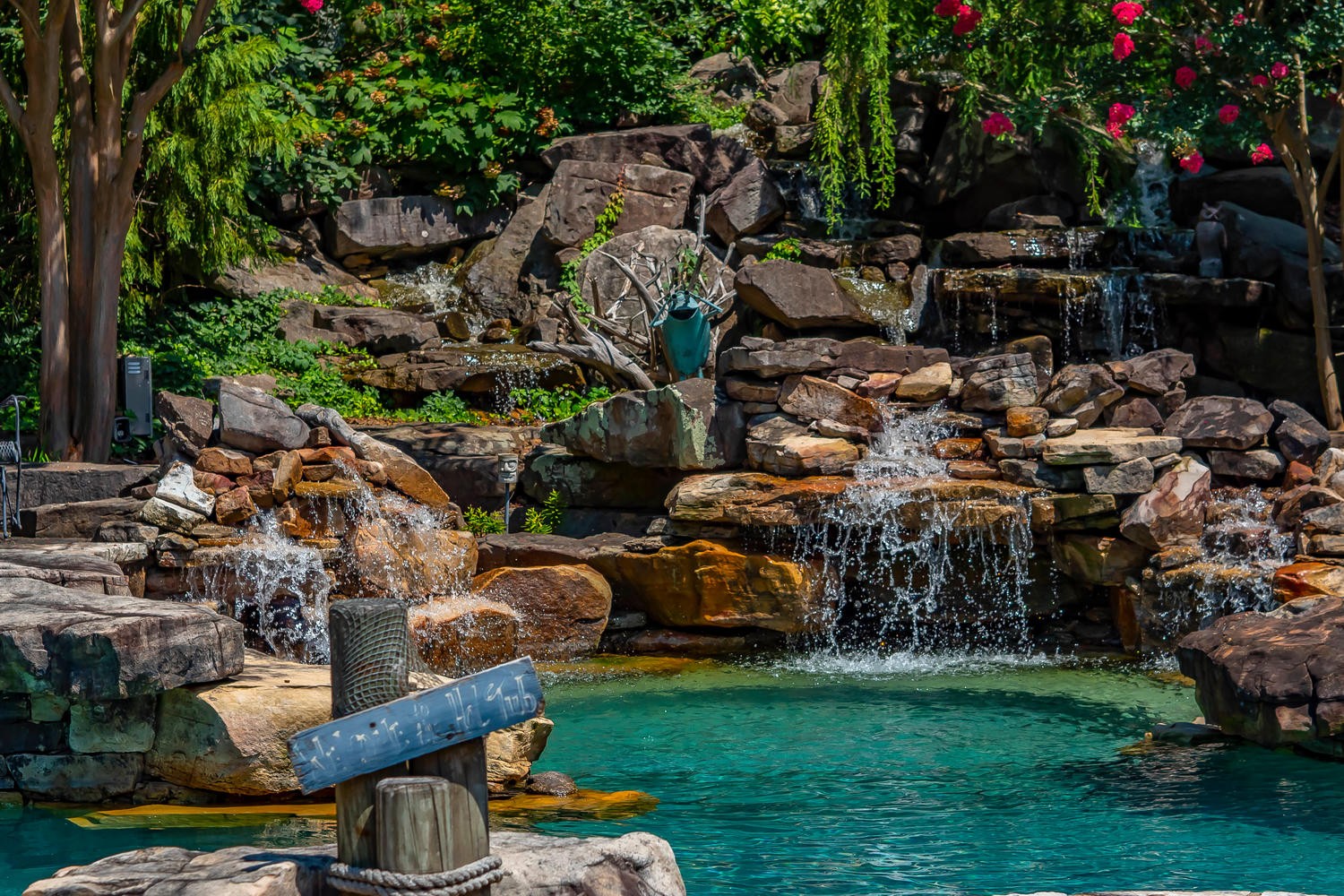 5922 Cane Ridge Road Antioch, TN 37013 - Photo 8 of 50 a view of yard with an outdoor seating