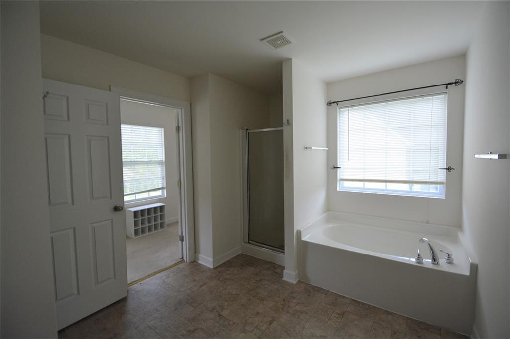 1431 Raspberry Run Graham, NC 27253 - Photo 15 of 34 Gallery Image 15