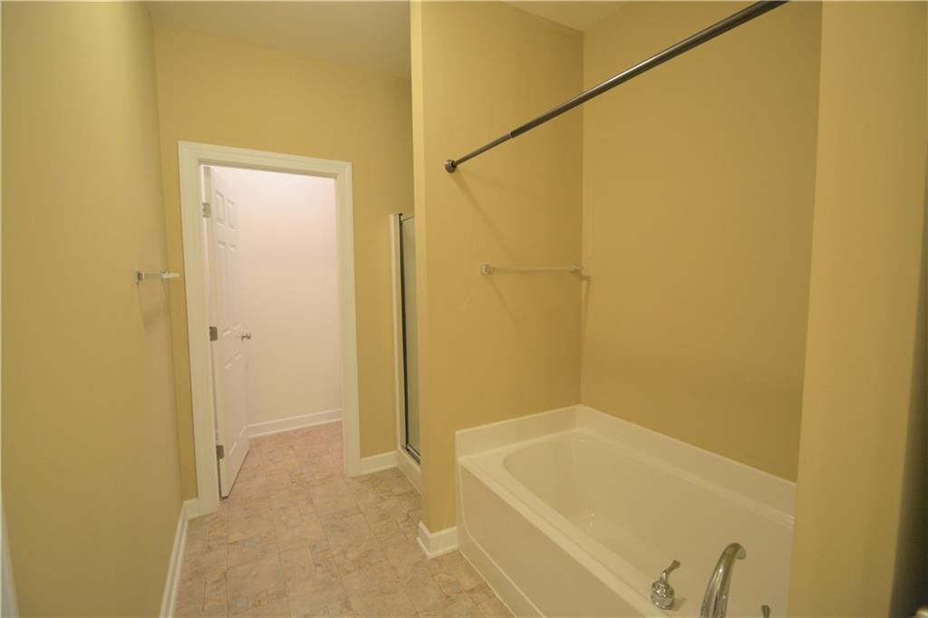 1431 Raspberry Run Graham, NC 27253 - Photo 32 of 34 Gallery Image 32